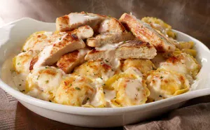 Chicken Tortelloni Alfredo